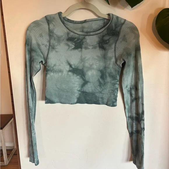 Lululemon Ebb to Street Long Sleeve Crop - Picture 2 of 7